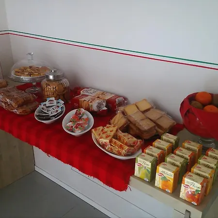 לינה וארוחת בוקר Bella Italia ברגמו