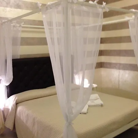 Bella Italia Bed & Breakfast 2*